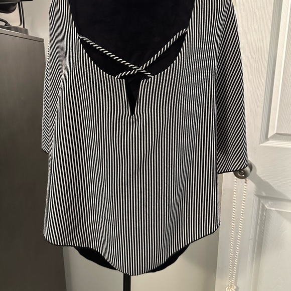 Casual Blouse - Picture 3 of 8